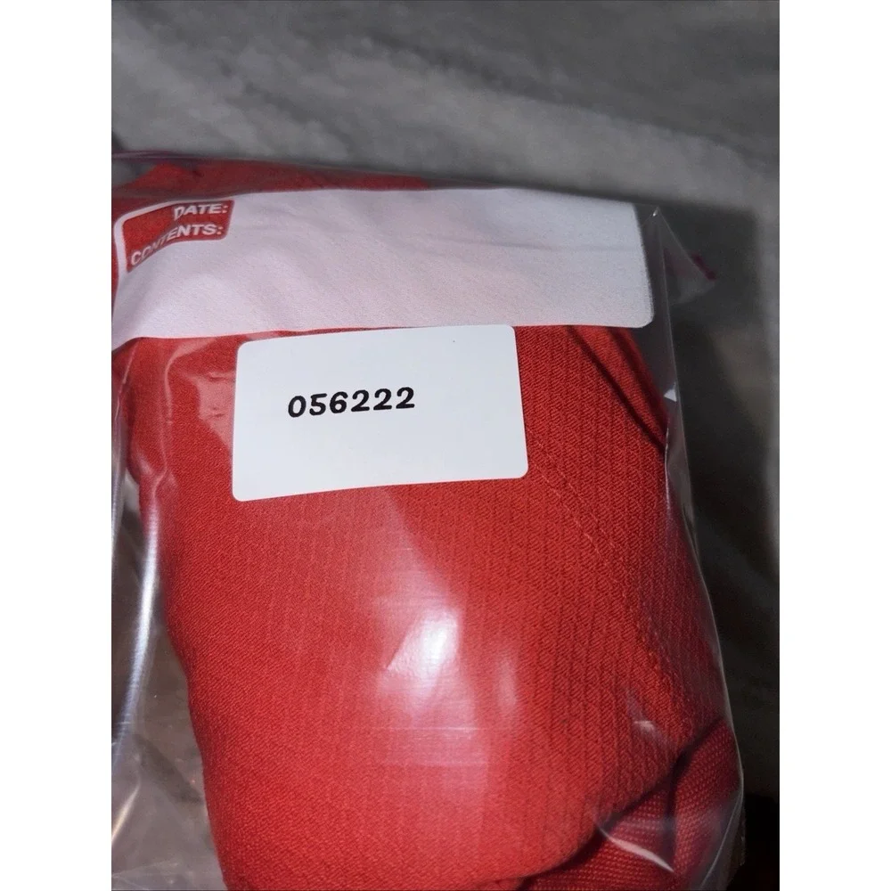 Nike Boys Dri-FIT Red Long Sleeve Hooded Graphic T-Shirt Football Size‎ 7 Active